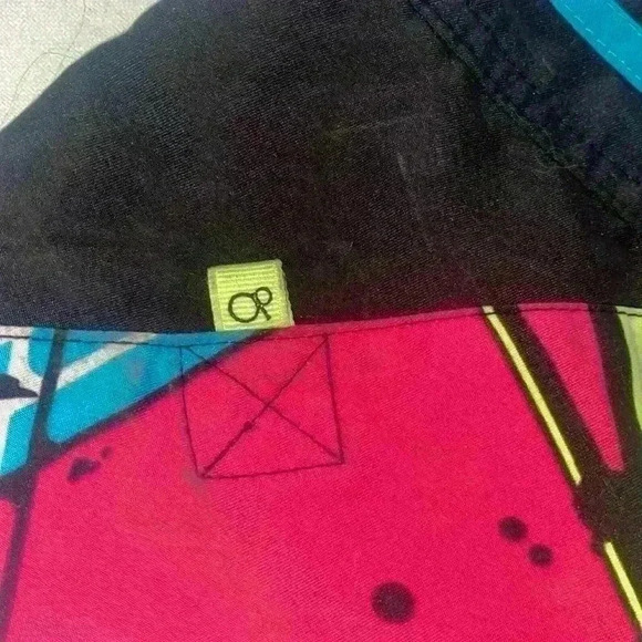 Vintage Y2K low rise board shorts - Picture 2 of 5